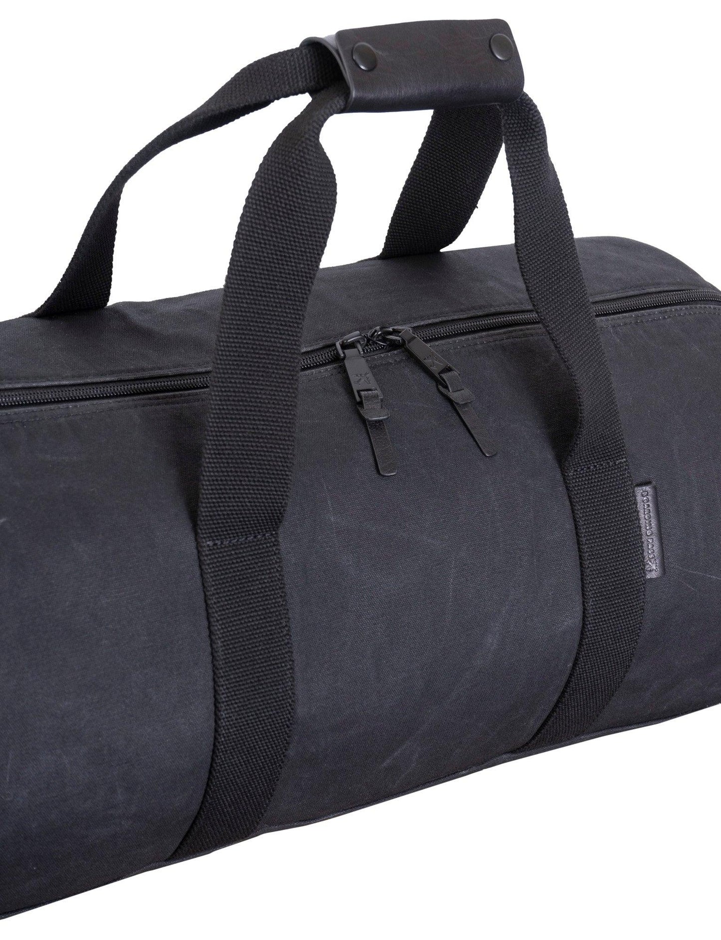Voyager 20"Waxed Canvas Shoe Pocket Duffel - Navy
